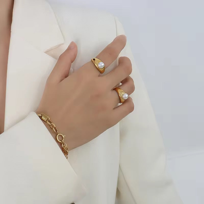 Pearl Ring