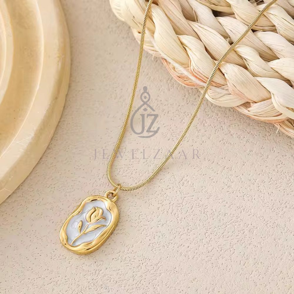 Tulip Pendant With Chain