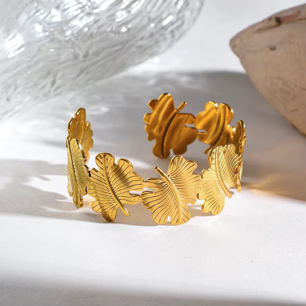 Cunky Ajdustable Leaf Bangle
