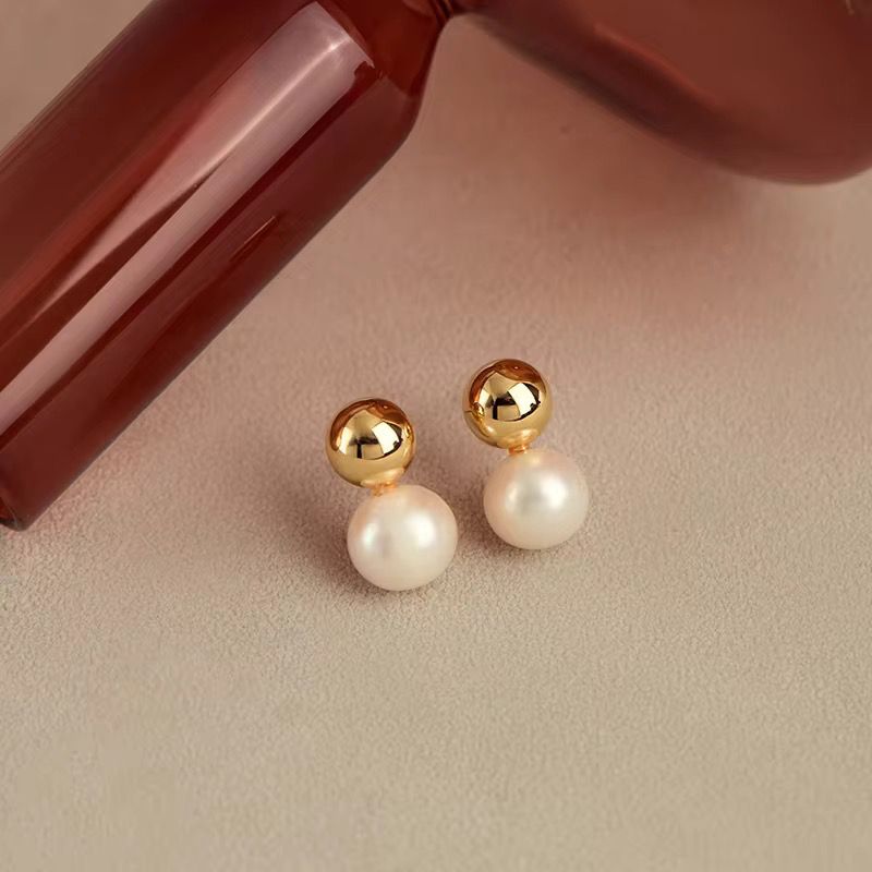 Luna Orbit Studs