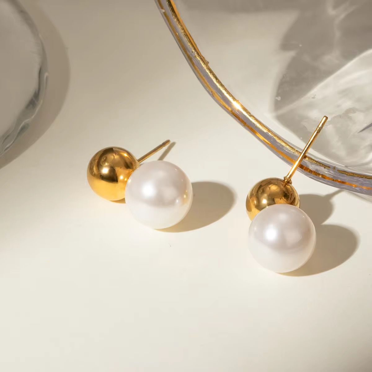 Luna Orbit Studs