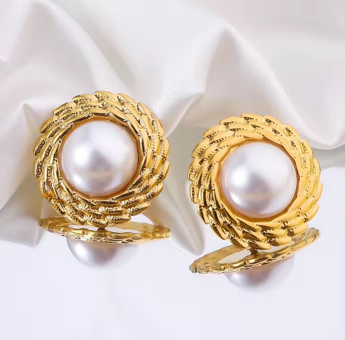Radiant Pearl Earrings