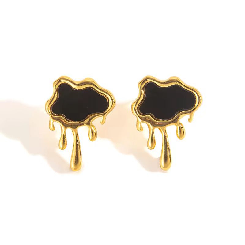 Cloud Studs