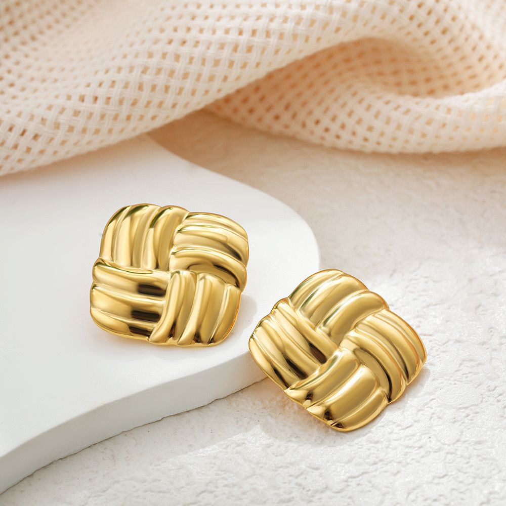 Radiant Aura Earrings