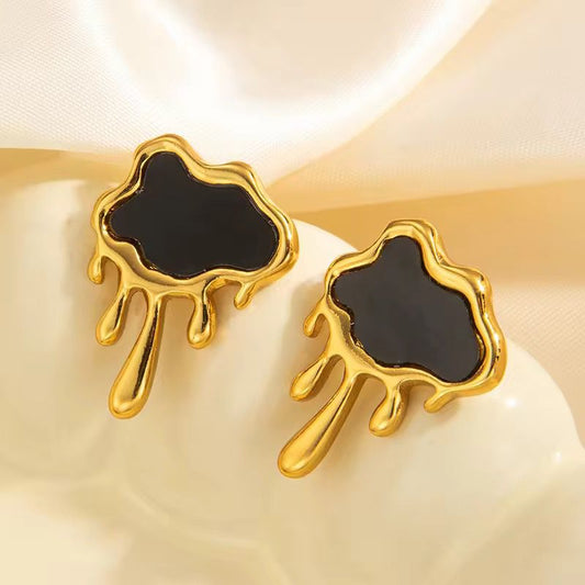 Cloud Studs