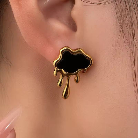 Cloud Studs